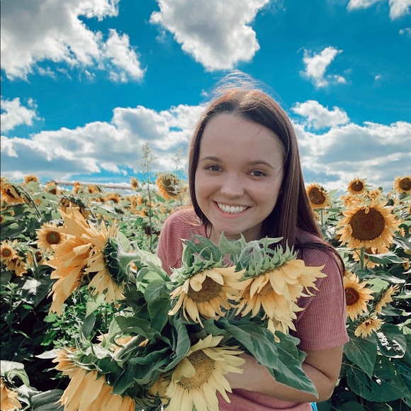 Meet your Posher, Clare - Picture 1 of 1